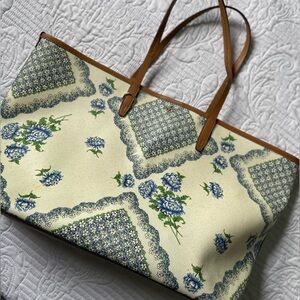 Tory Burch Kerrington Square Terrace Ditsy Floral Tote - Very Large!